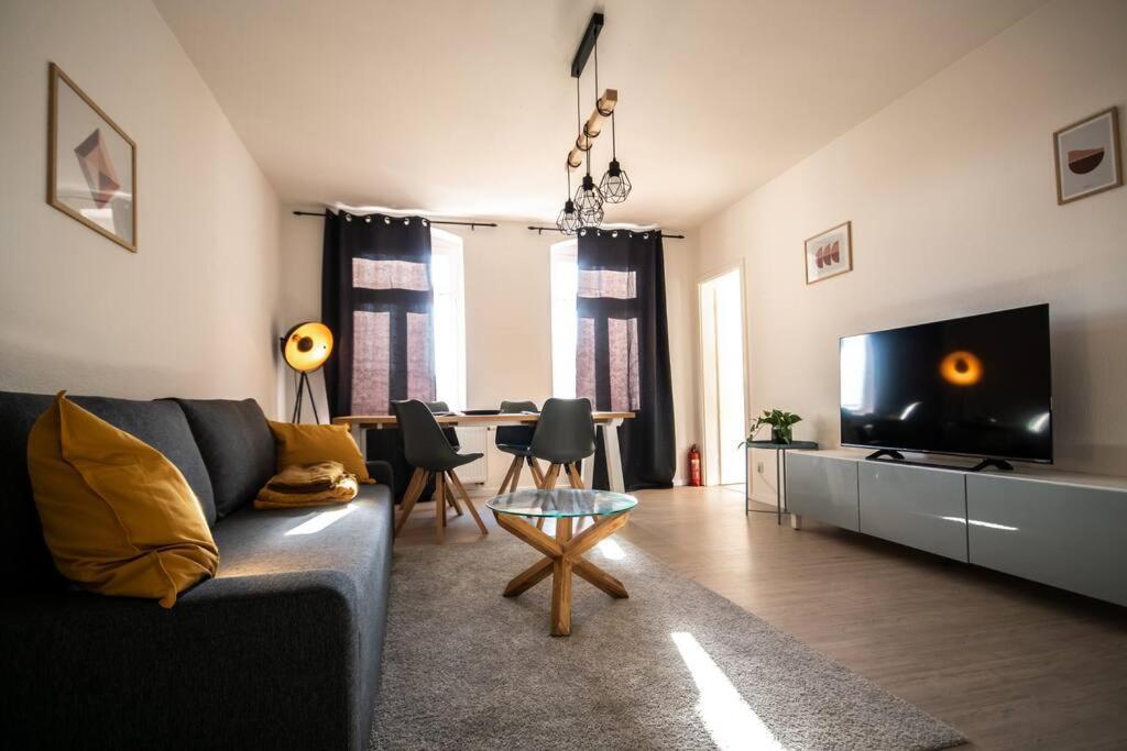 Super Lage Modern Boxspringbett *Netflix* Wlan* Apartment Chemnitz Exterior photo