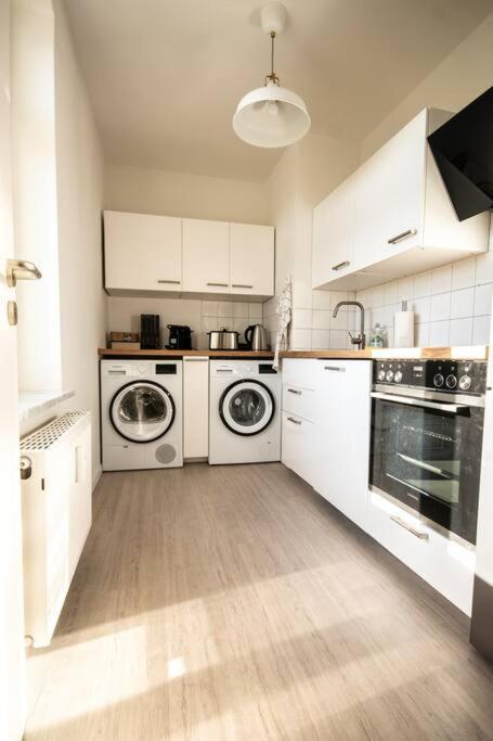 Super Lage Modern Boxspringbett *Netflix* Wlan* Apartment Chemnitz Exterior photo